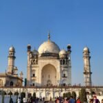 How to Turn a 'Tourist Travels Near Me' Search Into a 3-Day Local Adventure Itinerary (Free Fill-In Template)