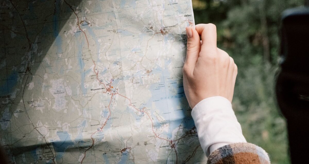 The Couple's Holiday Travel Itinerary Template: How to Plan a Trip You'll Both Actually Enjoy (With a Real 5-Day Sample)