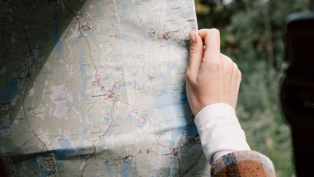 The Couple's Holiday Travel Itinerary Template: How to Plan a Trip You'll Both Actually Enjoy (With a Real 5-Day Sample)