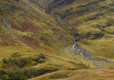 10 Misty Castles in the Scottish Highlands That Look Like a Movie Set