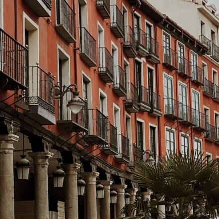 7 Days in Spain: A First-Timer's Honest Itinerary for 2025 (Madrid, Seville, and the Andalusian Trade-Off)