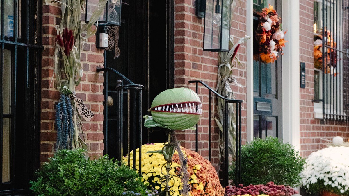 Salem Massachusetts in October: What It's Actually Like During Witch City's Busiest Month
