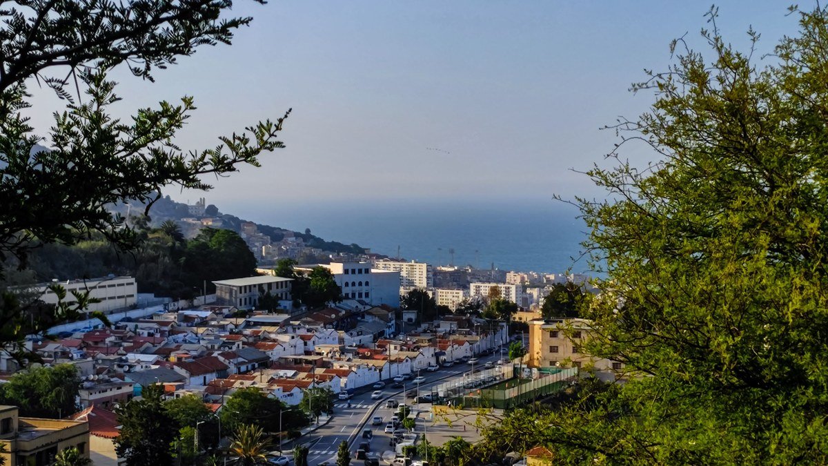 The Perfect 7-Day Algeria Itinerary: A Day-by-Day Tourist Travel Plan for First-Time Visitors (Sahara, Algiers & Roman Ruins)