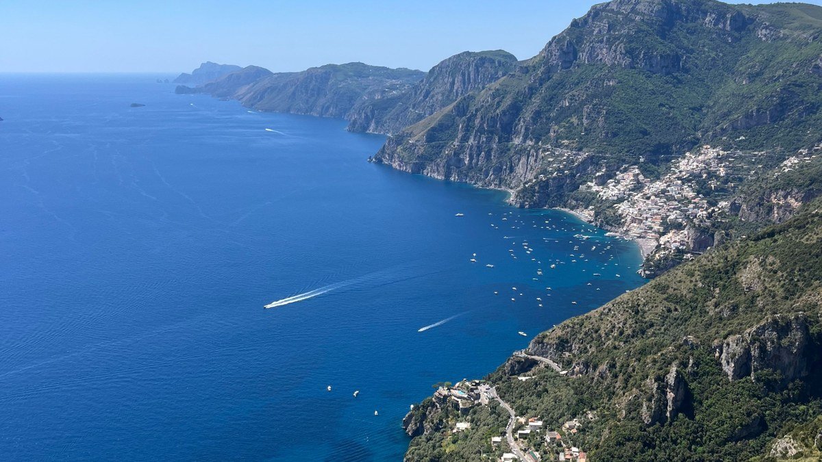 The Perfect 7-Day Amalfi Coast Itinerary: A Day-by-Day Tourist Travel Plan for First-Time Visitors (With Costs, Transport & Hidden Stops)