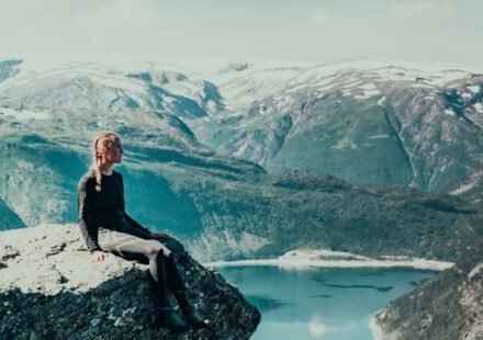 The Perfect 7-Day Norway Itinerary: A Day-by-Day Tourist Travel Plan for Fjords, Cities & Hidden Villages