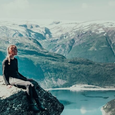 The Perfect 7-Day Norway Itinerary: A Day-by-Day Tourist Travel Plan for Fjords, Cities & Hidden Villages