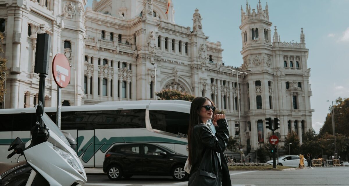 The Perfect 7-Day Spain Itinerary: Barcelona, Seville, Granada & the Hidden Villages First-Timers Always Miss (Day-by-Day Tourist Plan)