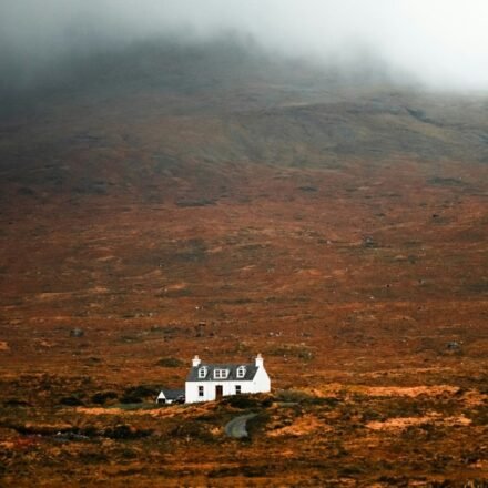 10 Hidden Lochs in the Scotland Highlands That Almost Nobody Photographs
