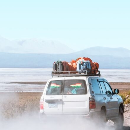 8 Salar de Uyuni Hexagon Fields and Crust Patterns That Nobody Actually Plans to Photograph