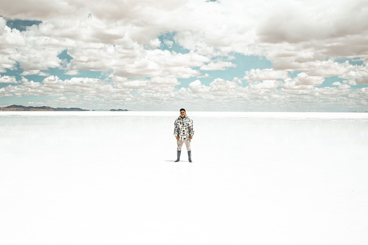 Salar de Uyuni Bolivia salt hexagon crust cracked geometric pattern dry season bright midday