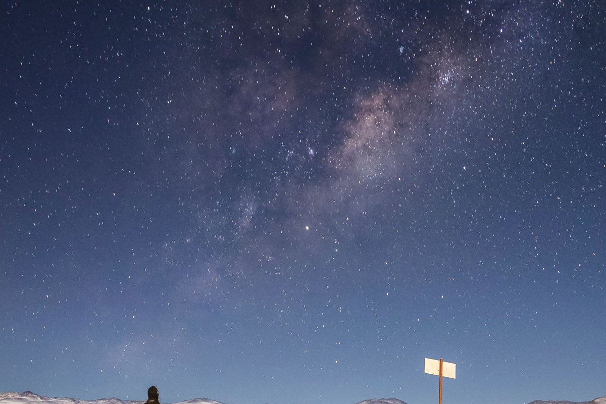 Salar de Uyuni Bolivia Milky Way night sky reflection salt flat long exposure astrophotography