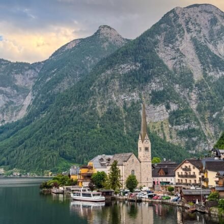 9 Best Lake Towns in the U.S. That Feel Like a Postcard Year-Round