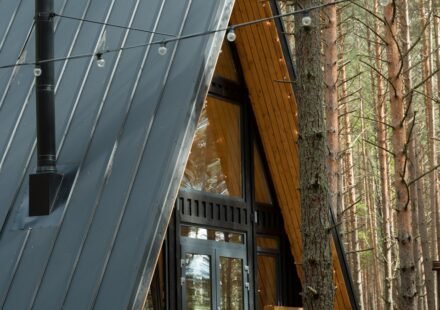 9 Cozy Cabin Getaway Towns in Appalachia That Peak Hard in Every Season