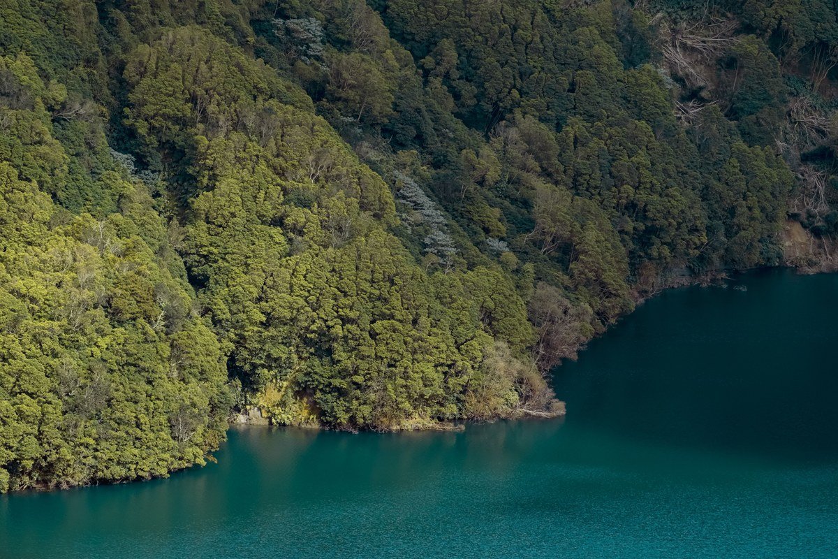 Lagoa do Fogo Azores crater lake black sand beach misty morning
