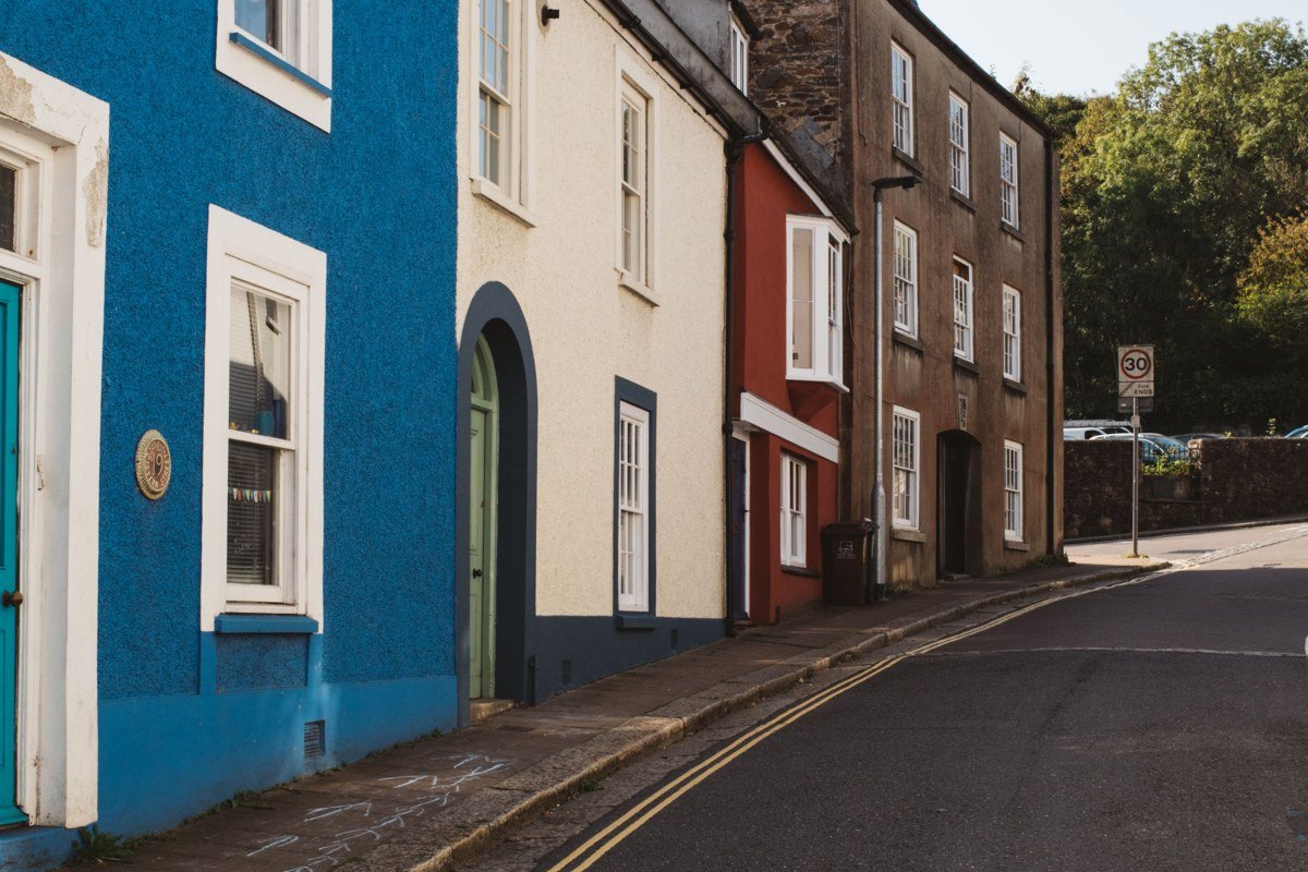 Falkland Fife village cobblestone street Royal Palace painted houses