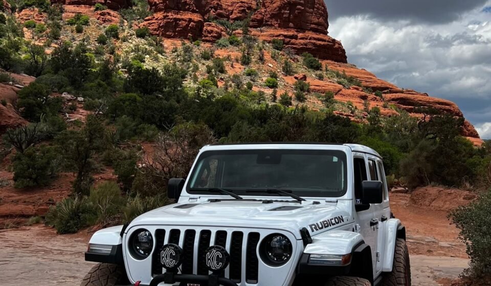 9 Spots Around Sedona and White Sands Where Sunset Hits Different