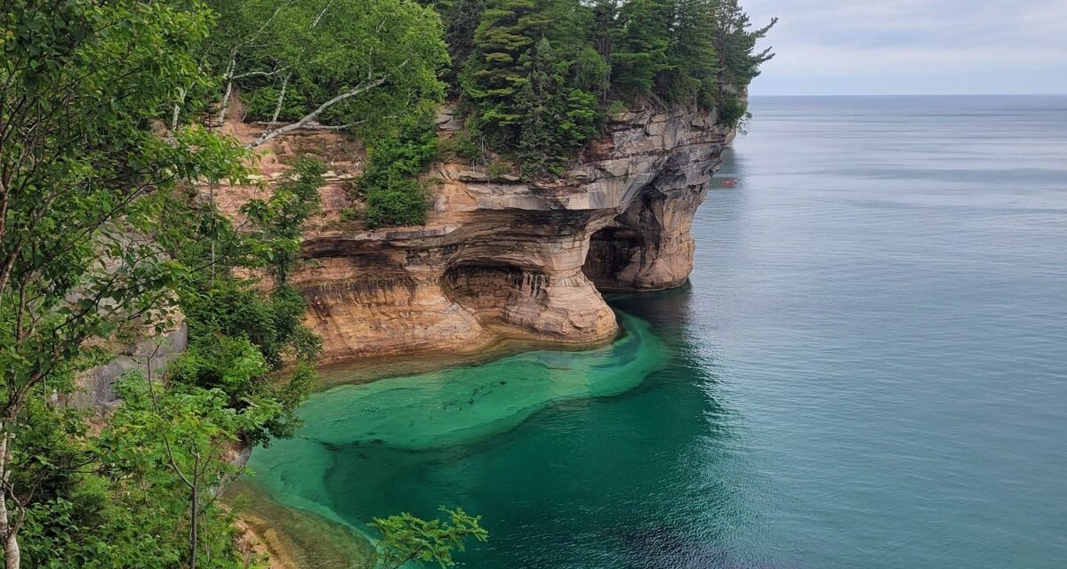 10 Apostle Islands Sea Caves and Coves You Can Only Reach by Kayak