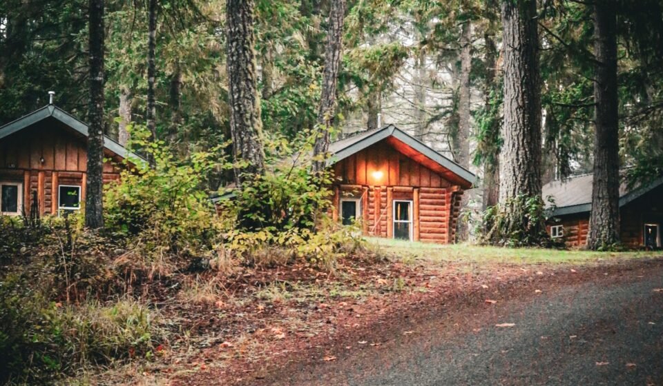 9 Smoky Mountain Cabins Where the Fireplace Actually Works in October