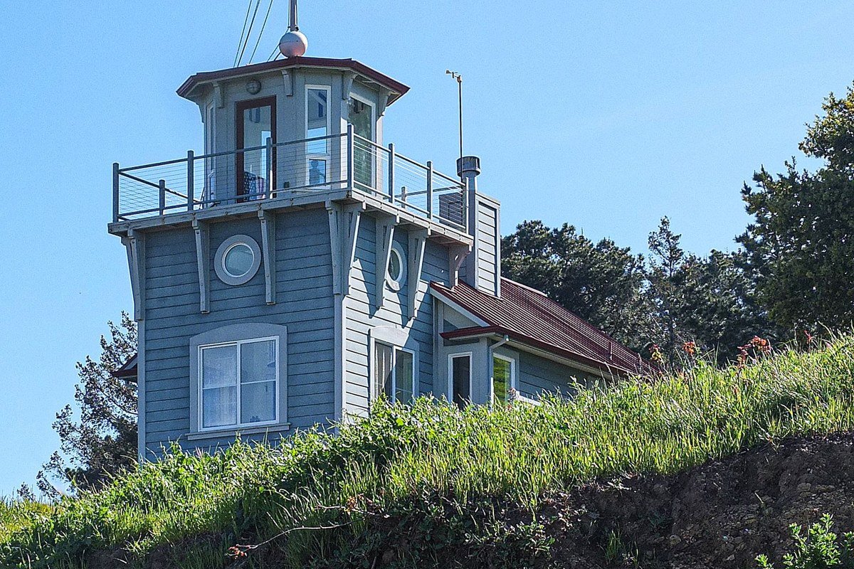 Lime Kiln Point lighthouse whale watching San Juan Island Washington