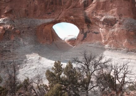 Arches Without the Crowds: 9 Trails to Hike Before 8 AM