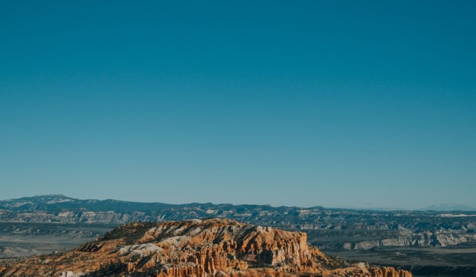 Bryce Canyon at Sunrise vs. Sunset: 8 Overlooks Worth Picking Sides Over