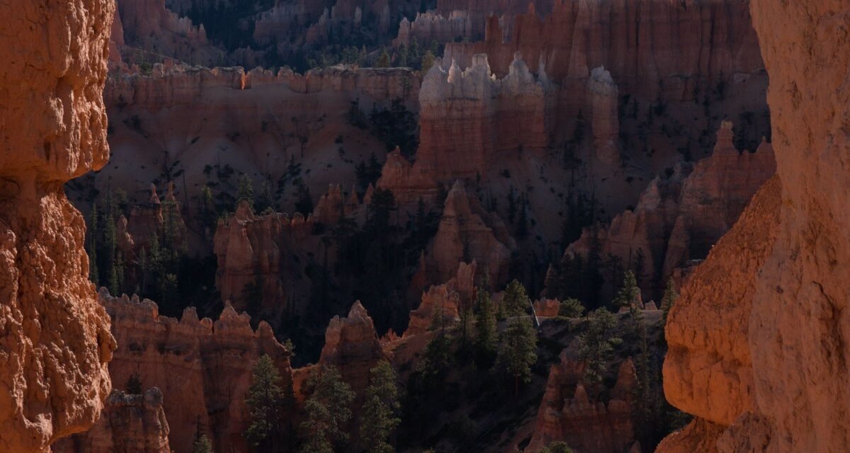 Bryce Canyon in Snow: 8 Overlooks That Look Better in Winter Than Summer