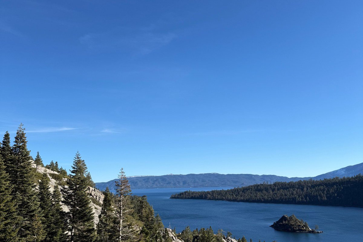 Emerald Bay Tahoe overlook with Fannette Island and turquoise water