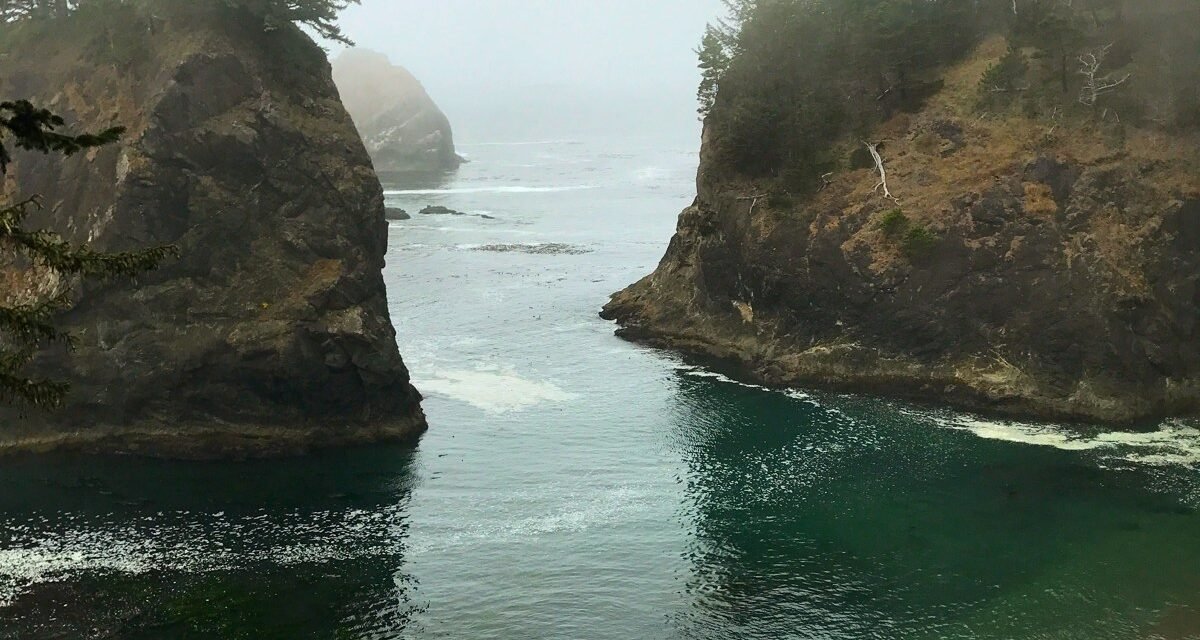 Oregon Coast Fog Banks: 9 Beaches Where the Sea Stacks Appear Out of Nowhere