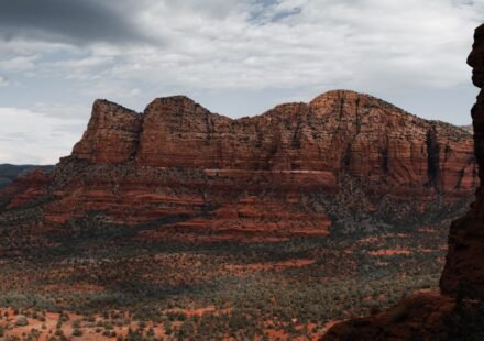 Sedona's Red Rocks at Sunrise: 8 Overlooks Before the Jeep Tours Arrive