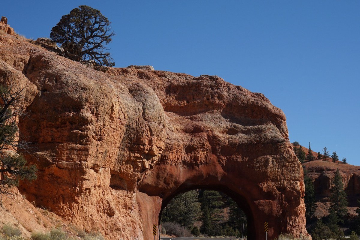 narrow ridge highway with steep drop-offs on both sides near Boulder Utah on the Hogback