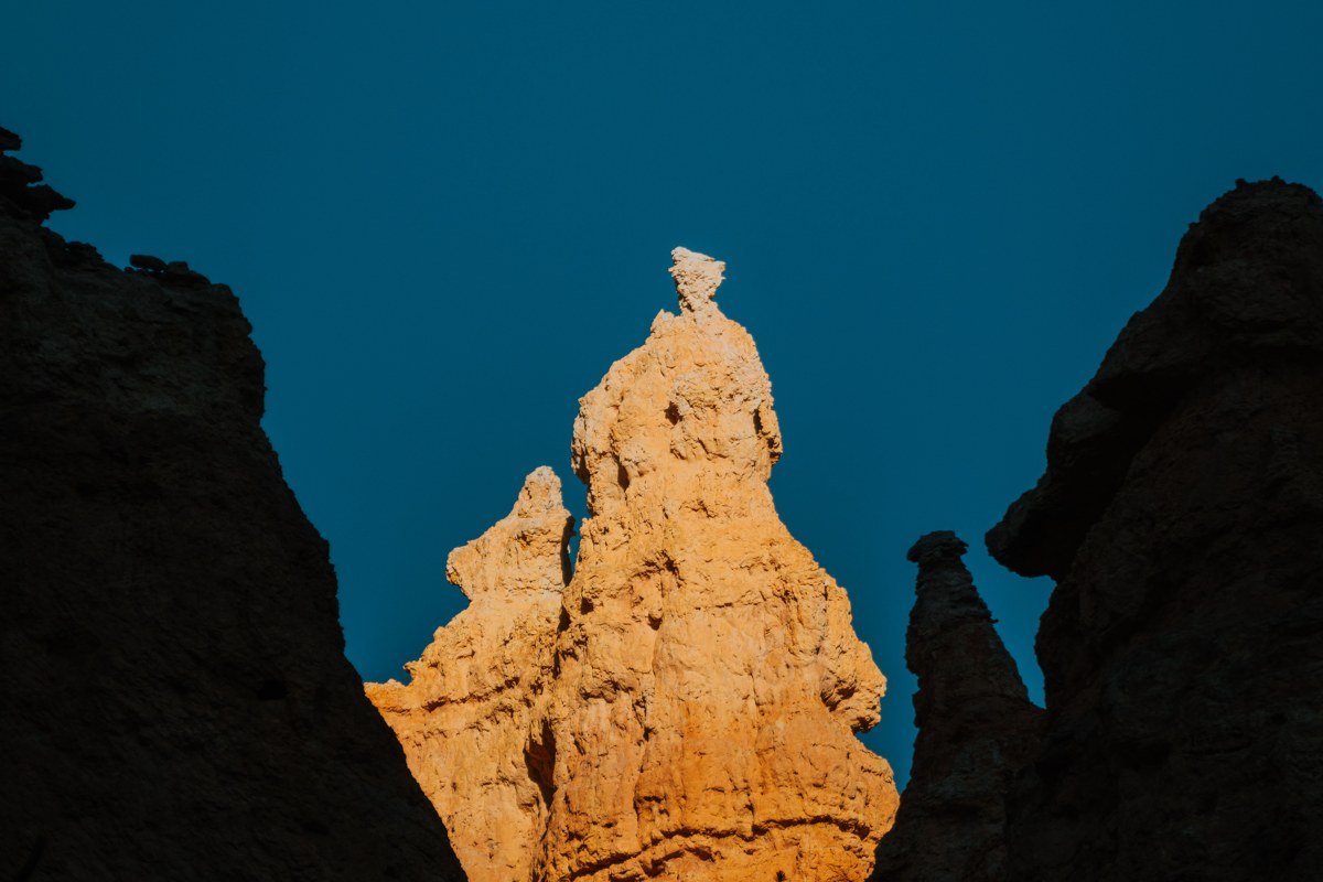 Kodachrome Basin State Park sand pipe rock spires among red and white striped cliffs