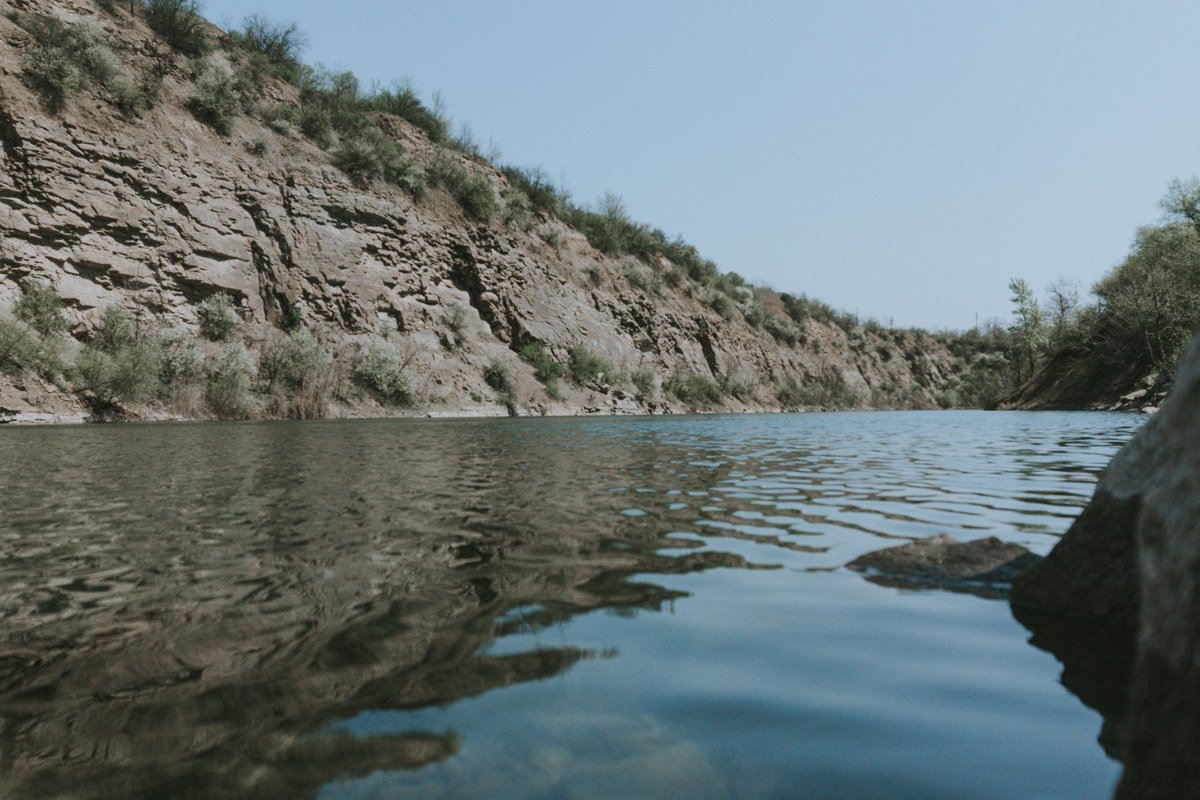 Santa Elena Canyon overlook from the Rio Grande sandbar at the trailhead