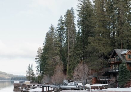 Lake Tahoe's East Shore Beaches Rated From Crowded to Nearly Empty